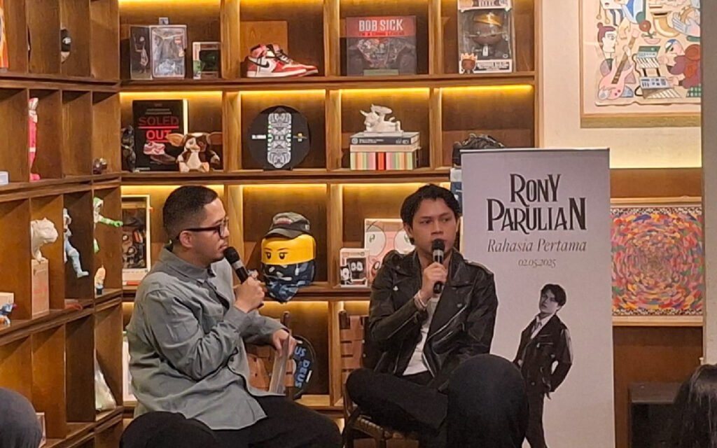 Rony Parulian Buka Rahasia Album Pertamanya yang Sangat Pribadi